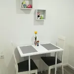 2 Apartment *
