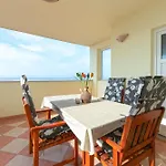 2 Макарська