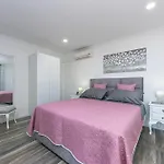 Апартаменти 2 Макарська