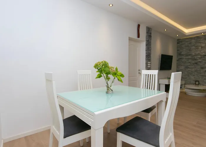 Apartment 2 Makarska